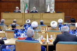  گفت‌وگوی صمیمانه اژه ای با قضات شهیدان رازینی و مقیسه