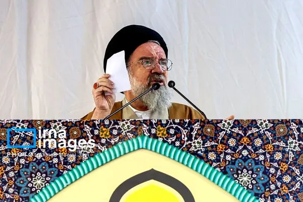 آمریکا زبان مفاهمه نمی‌فهمد، زبان زور می‌فهمد/ آمریکا دنبال تسلیم است نه تفاهم
