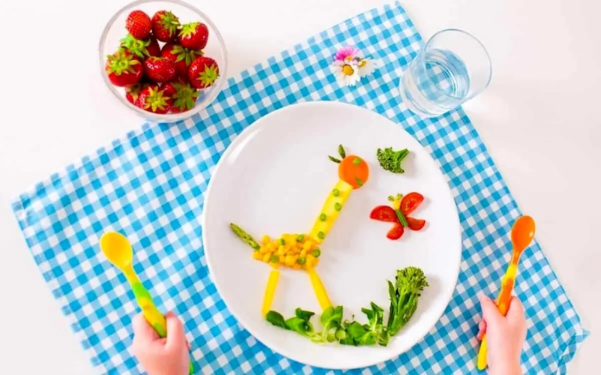 در میان‌وعده کودکان چه چیزی بگذاریم؟

