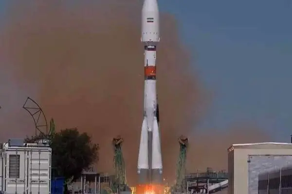 لحظه پرتاب ماهواره مخابراتی جام جم توسط موشک روسی