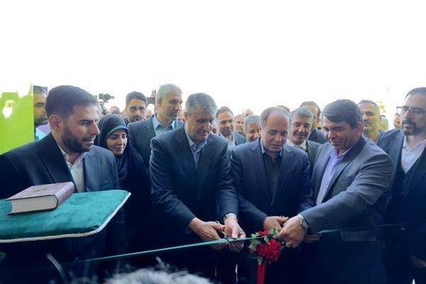 بهره‌برداری ‌نخستین کارخانه فرآوری خشکبار در رفسنجان+تصاویر