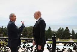 پیام‌های سفر پزشکیان به جمهوری آذربایجان: مهار تهدید یا نفوذ جایگزین؟/ چرا الهام علی اف حاضر به جایگزینی کریدور زنگزور با ارس نیست؟