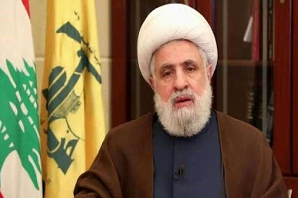 ادعای رسانه اماراتی: نعیم قاسم، با یک هواپیمای ایرانی حامل عراقچی به تهران منتقل شده است