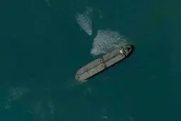 کشف محموله بزرگ قاچاق فرآورده های نفتی توسط سپاه