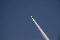 ویدیو / پاکستان یک سامانه پیشرفته موشکی را با موفقیت آزمایش کرد