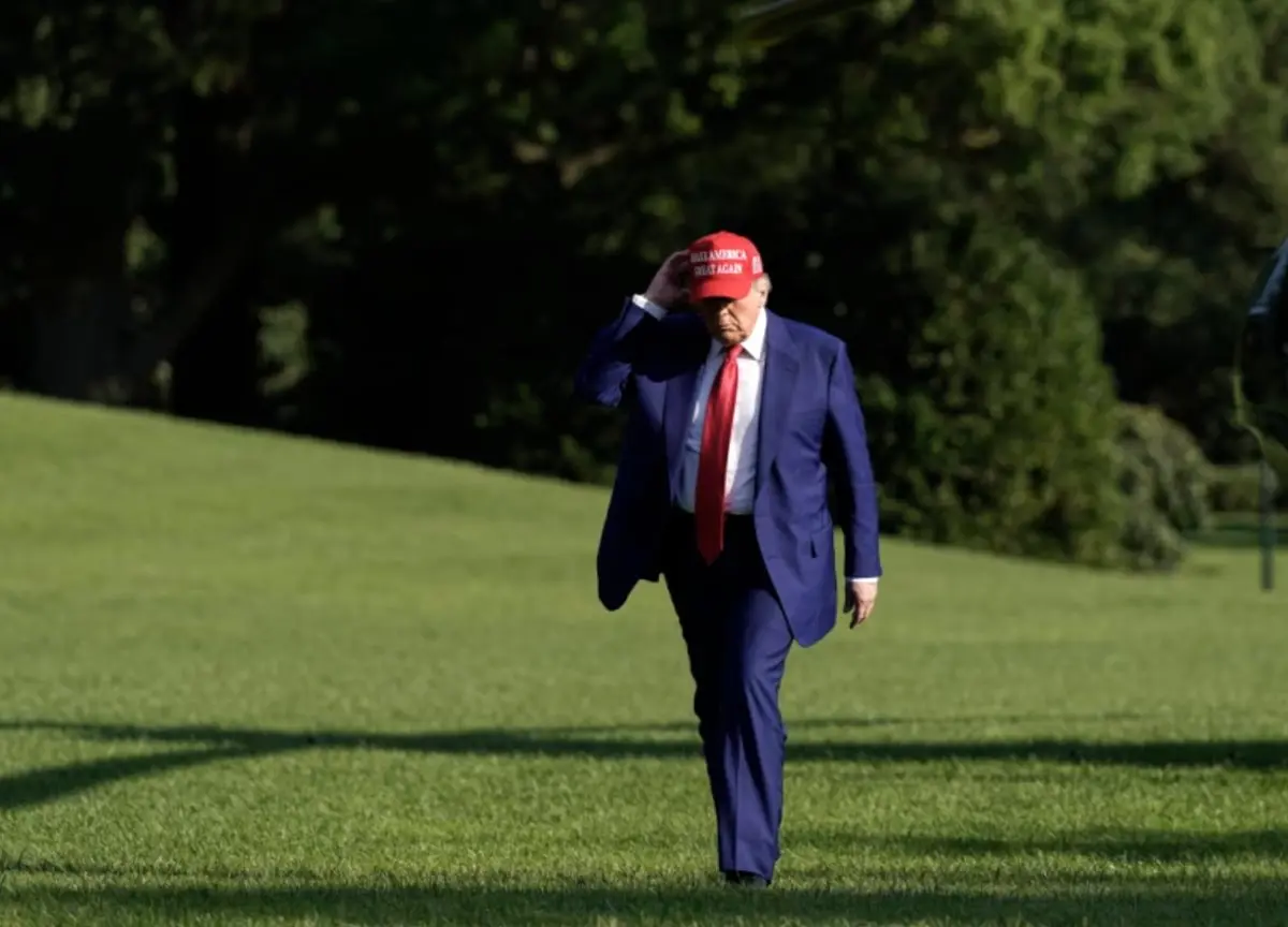 جنگ در سایه بی‌خبری؛ ترامپ مشغول گلف، کنگره در شوک حمله به ایران!