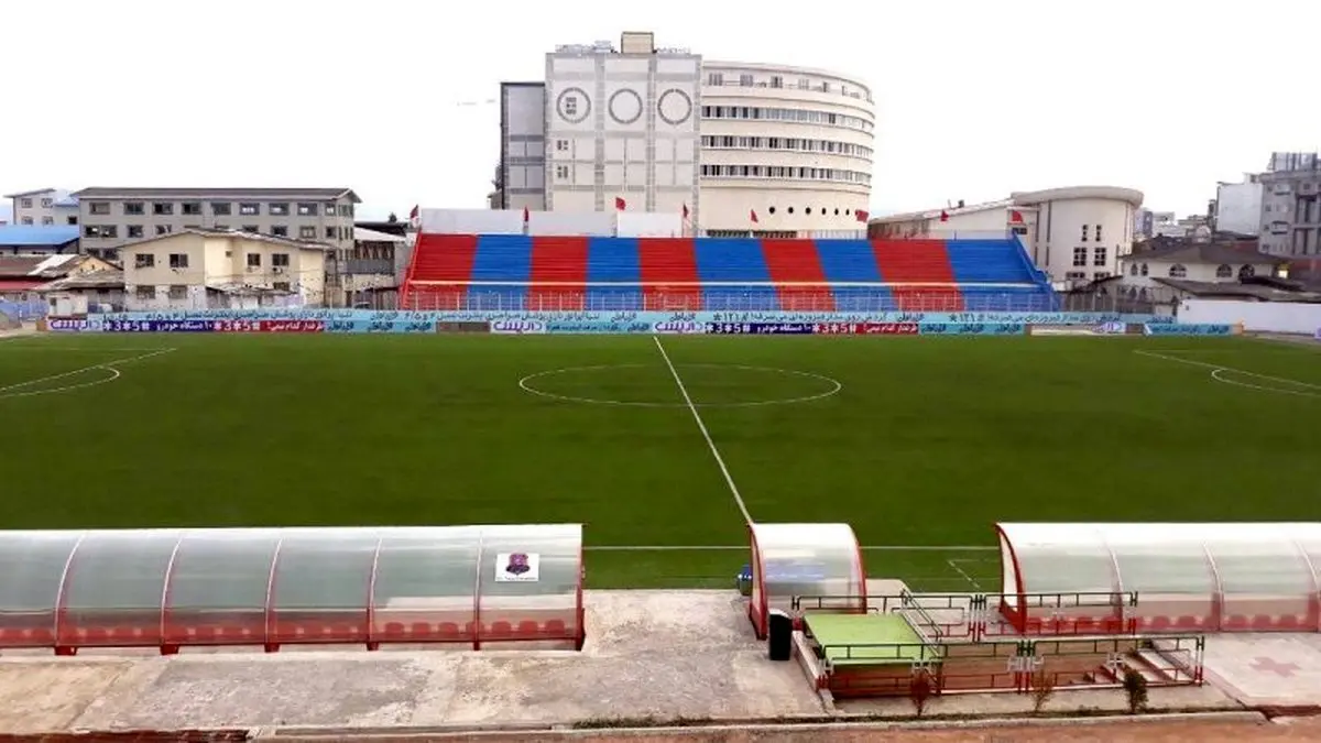 پای پلیس به بازی نساجی - پرسپولیس باز شد