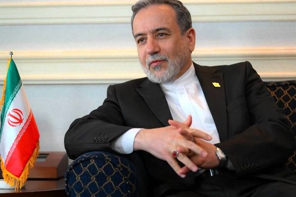 عراقچی : کسی گمان نکند ما برای مذاکره لجبازی میکنیم