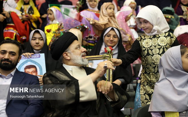 تصاویر جشن بزرگ گرامیداشت روز دختر