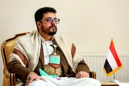سفیر یمن در تهران: عملیات وعده صادق 2 زمانی انجام شد که نتانیاهو در اوج وحشی‌گری و غرور قرار داشت