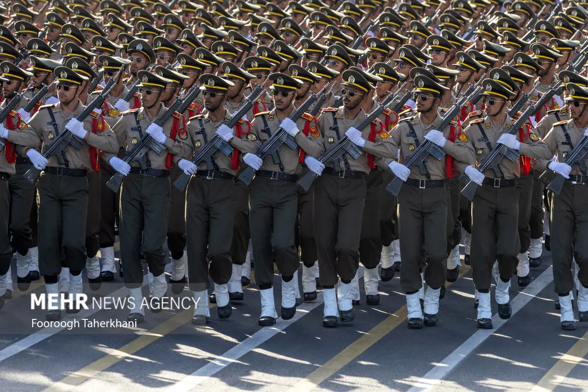 رژه نیروهای مسلح به دلیل تهدیدات لغو شد