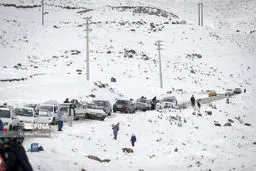 تصاویر بارش سنگین برف در جاده چالوس