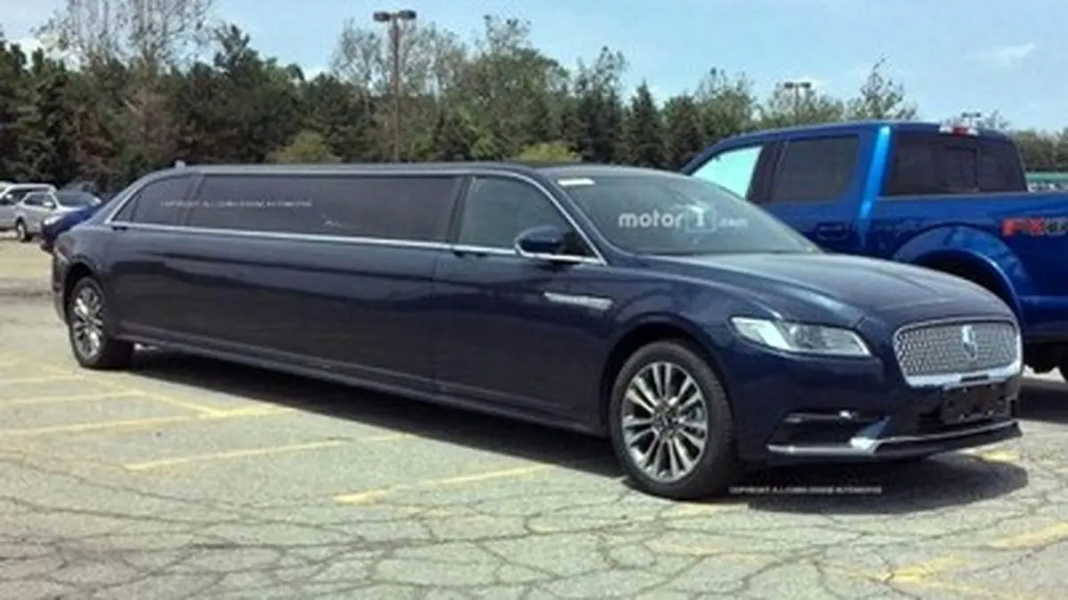 با طولانی ترین خودروی جهان آشنا شوید!/تصاویر