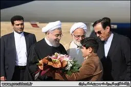 استقبال از روحانی در فرودگاه اراک/عکس