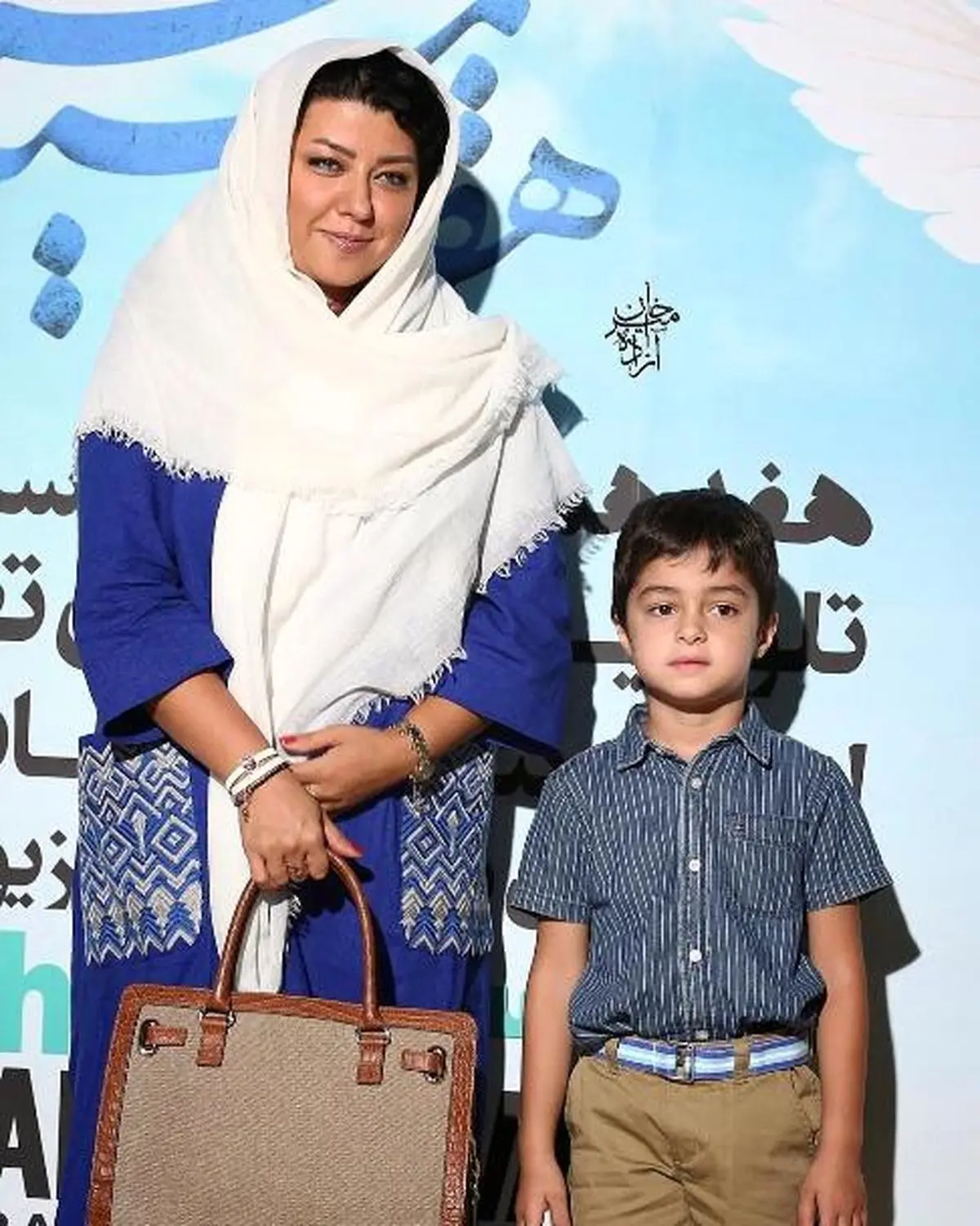 پريچهر قنبرى همسر شهاب حسینی تنها به جشن حافظ آمد! عکس