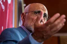 «میرسلیم» داوطلب انتخابات مجلس شد