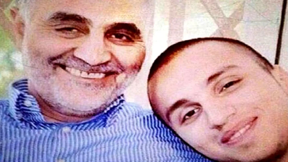 عکس دیده نشده و ماندگار از شهید مغنیه در کنار سردار سلیمانی