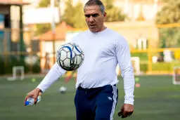 عکس:عقاب آسیا اینطور پشت پرسپولیس