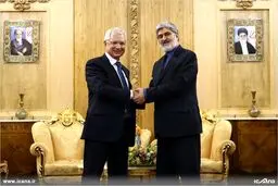 عکس یادگاری علی مطهری و رییس مجلس فرانسه