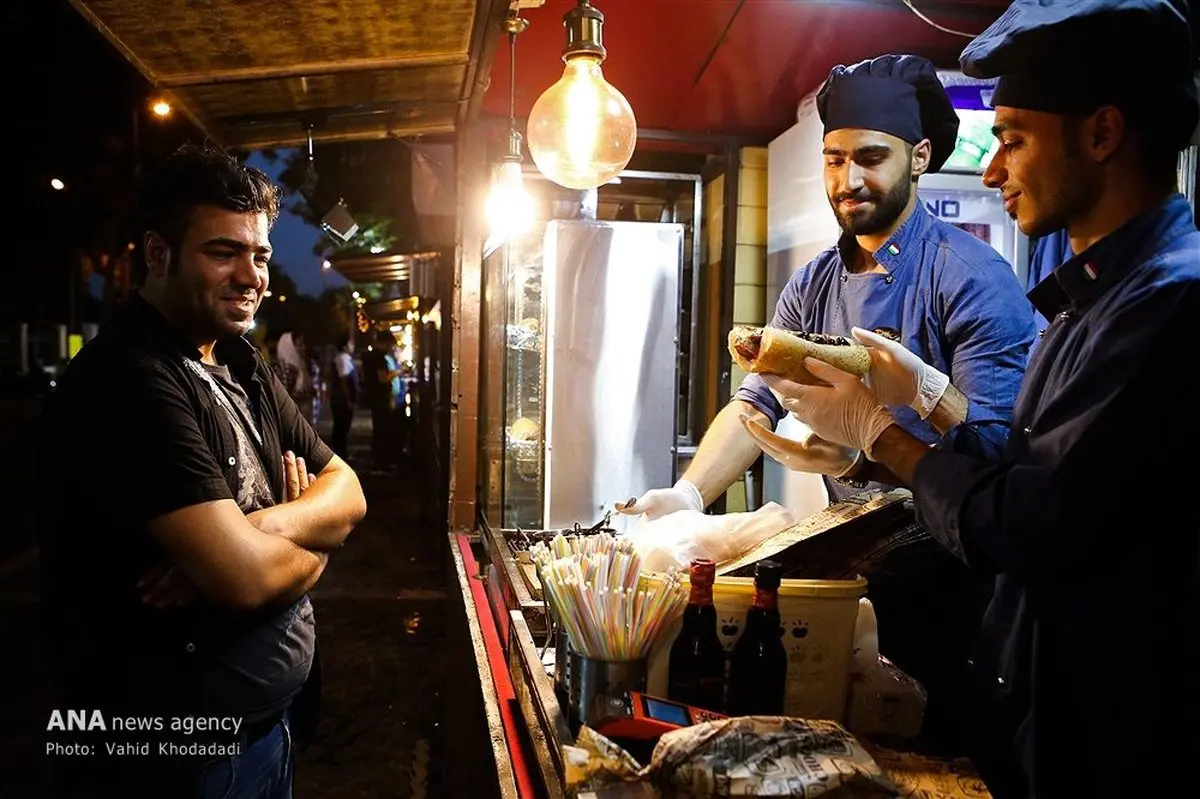 تصاویری از خوشمزه ترین خیابان تهران