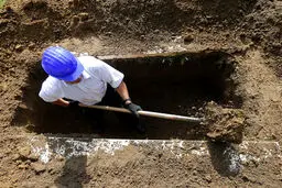 مسابقه جالب قبرکنی/تصاویر
