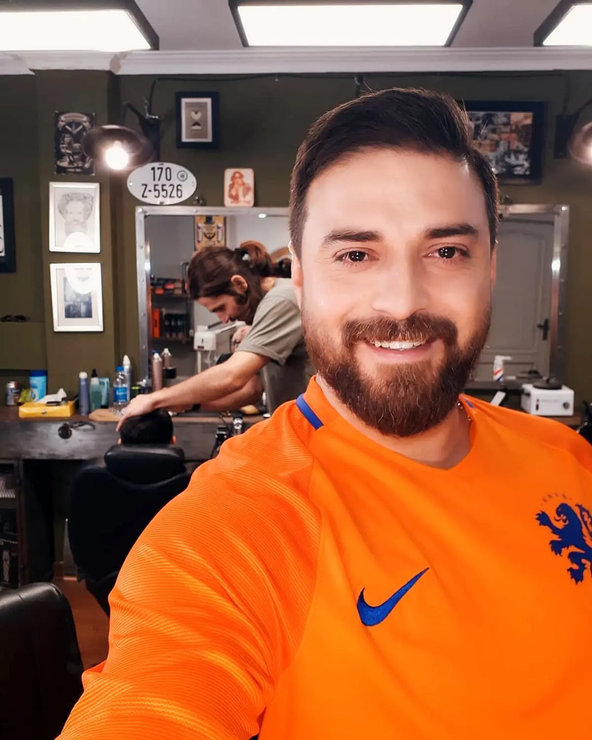 سلفي جالب بابك جهانبخش + عكس