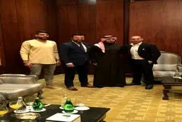 تصویری از مهدی طارمی در کنار بازیکن سابق رئال مادرید