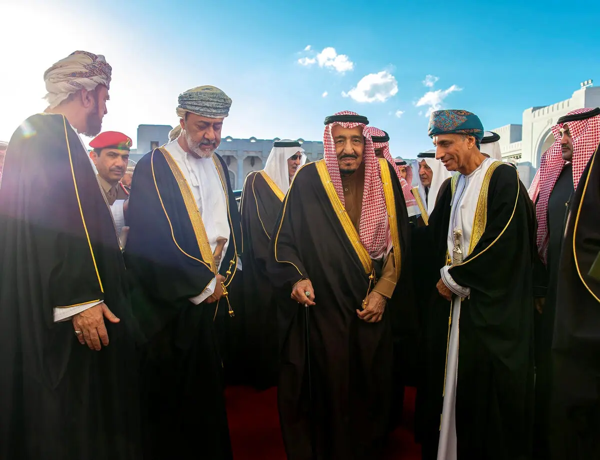 عکس / دیدار پادشاه عربستان با هیثم بن طارق، پادشاه عمان