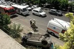 تصاویر واژگونی 206 بر اثر برخورد با بنز