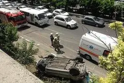 تصاویر واژگونی 206 بر اثر برخورد با بنز