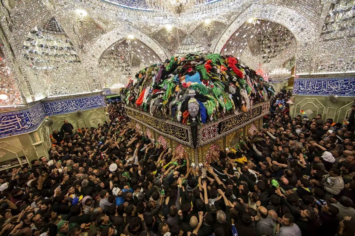 عکس زیبای"رویترز"از ضریح حضرت عباس(ع)