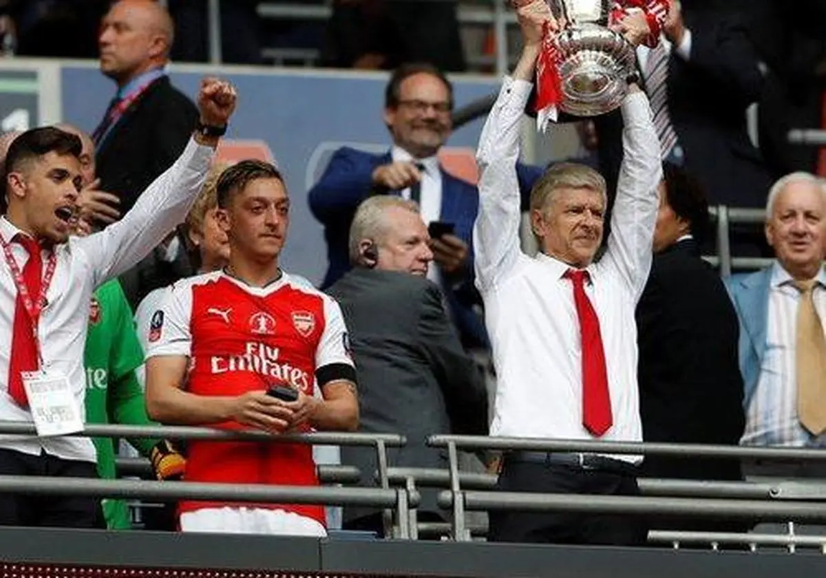 قهرمانان جام حذفی در اروپا؛ از تاریخ سازی ونگر با آرسنال تا پایان انریکه در بارسا با جام