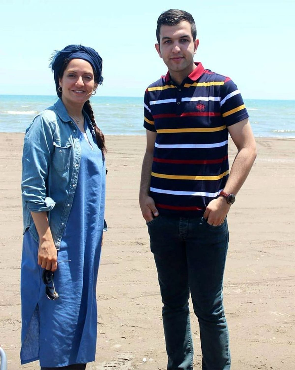 تصویری از مهناز افشار در کنار ساحل