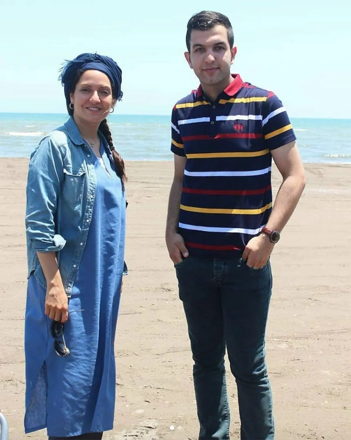 تصویری از مهناز افشار در کنار ساحل