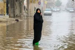 آخرین وضعیت سیل در جنوب کشور / نماینده دشتستان: اموال و دارایی مردم را سیل برده / رئیس سازمان مدیریت بحران: هیچ مبلغی برای مقابله با بلایای طبیعی به خوزستان داده نشد