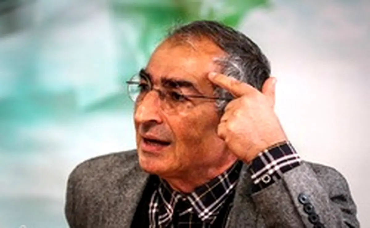زیباکلام: اسم دولت دوم روحانی را «گلگیر» گذاشتم/ روحانی واقعیت‌ها را به مردم بگوید