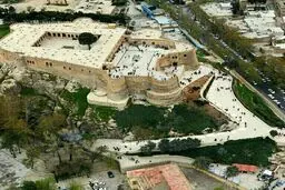نمایی زیبا از قلعه فلک الافلاک / عکس