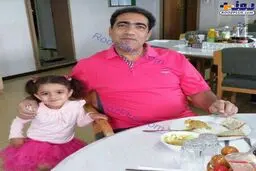 تصویری از کاپیتان نفتکش سانچی در کنار دخترش