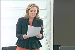 اهانت توئیتری‌دیپلمات ساپورت‎پوش!/عکس