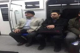 مترو سواری نادر قاضی پور/عکس