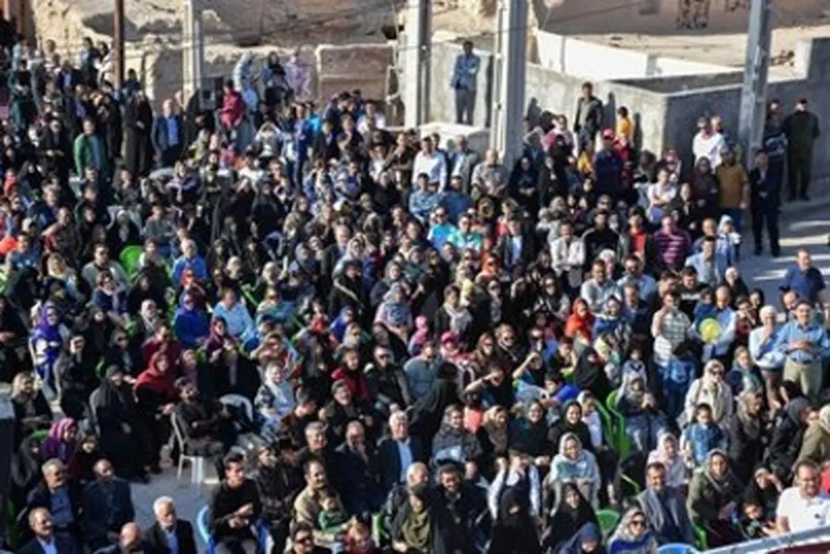 تصاویری از جشنواره گولاچ در روستای تاریخی بیابانک