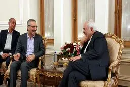 خنده های ظریف در دیدار یک مقام کردستان عراق/عکس