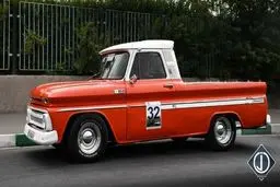 وانت عتیقه آمریکایی در تهران! / عکس