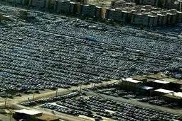 عکس/ پارکینگ خودرو زائران در مرز مهران
