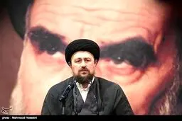تجدید میثاق اعضای سازمان جوانان هلال احمر با آرمان های امام خمینی (ره)