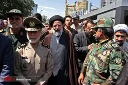 فرمانده کل ارتش در مراسم تشییع پیکر همسر علم الهدی/عکس