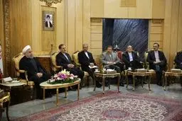 بدرقه روحانی به منظور سفر به عمان/تصاویر