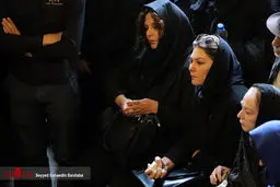 بازیگر زن سینما و تلویزیون در مراسم تشییع عارف لرستانی/عکس