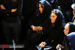 بازیگر زن سینما و تلویزیون در مراسم تشییع عارف لرستانی/عکس
