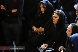 بازیگر زن سینما و تلویزیون در مراسم تشییع عارف لرستانی/عکس